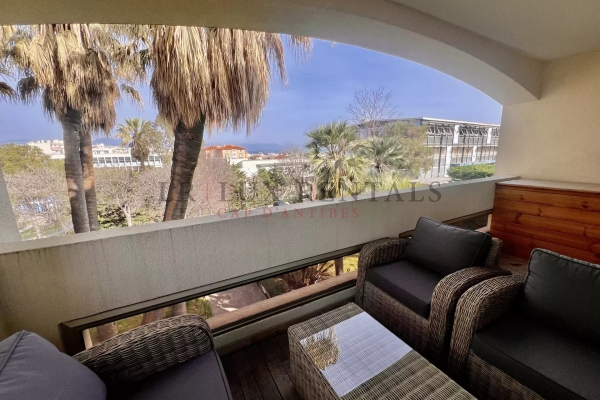Luxury Apartment for sale in Antibes, 451 000 €, Photo 2