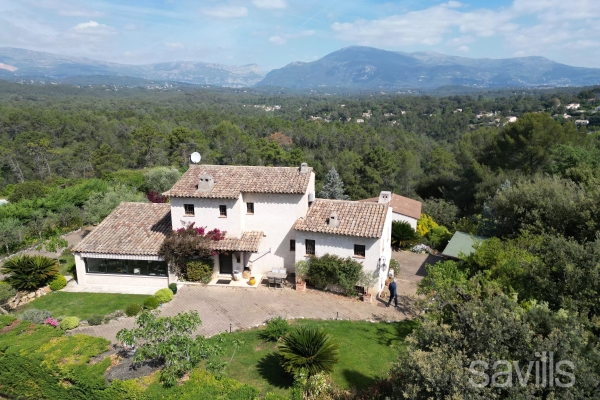 Maison de luxe à vendre à Roquefort-les-Pins, 1 895 000 €, Photo 2