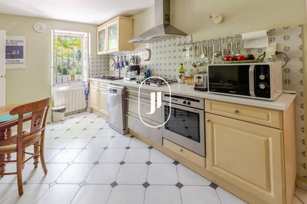 Maison de luxe à vendre à Cavaillon, 850 000 €, Photo 3
