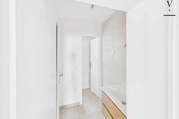 Maison de luxe à vendre à Ivry-sur-Seine, 329 000 €, Photo 3