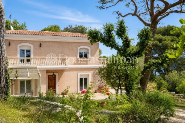 Maison de luxe à vendre à La Turbie, 2 990 000 €, Photo 3