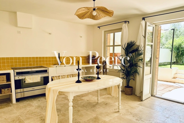 Luxury House for sale in Villeneuve-Lès-Avignon, 799 000 €, Photo 3