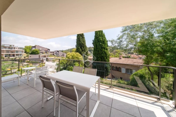 Appartement de luxe à vendre à Mougins, 1 080 000 €, Photo 3