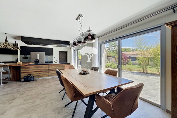 Maison de luxe à vendre à Saint Saturnin les Apt, 530 000 €, Photo 4