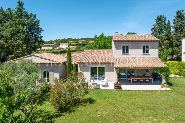 Maison de luxe à vendre à Saumane-de-Vaucluse, 895 000 €, Photo 4