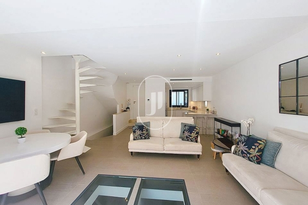 Maison de luxe à vendre à Sainte-Maxime, 975 000 €, Photo 5