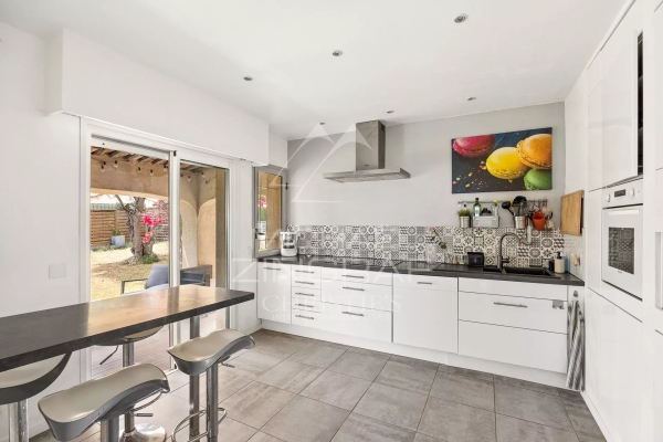 Luxury House for sale in Antibes, 1 490 000 €, Photo 6