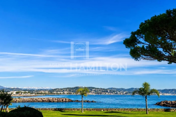Luxury Apartment for sale in Mandelieu-la-Napoule, 675 000 €, Photo 7