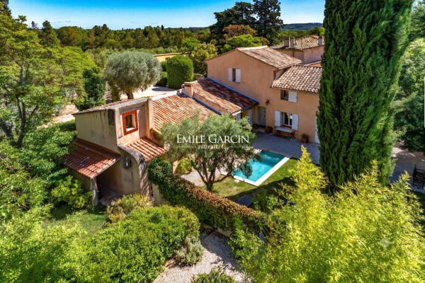 Maison de luxe à vendre à Aix-en-Provence, 1 950 000 €, Photo 1