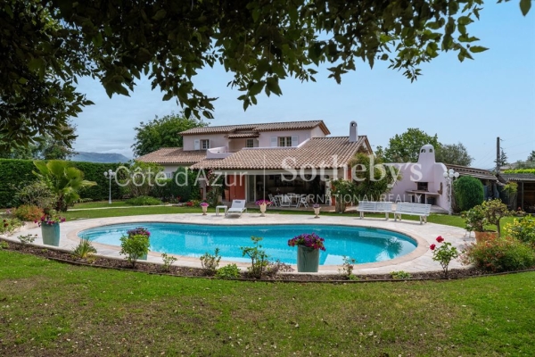Maison de luxe à vendre à Le Rouret, 2 040 000 €, Photo 1