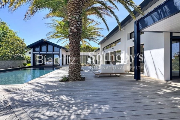 Luxury House for sale in Bidart, 3 490 000 €, Photo 1