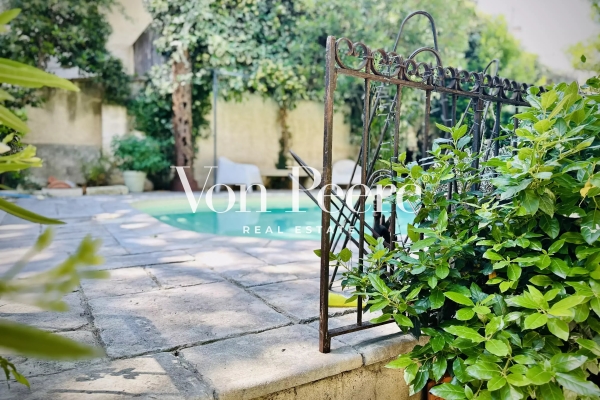 Maison de luxe à vendre à Carpentras, 890 000 €, Photo 1