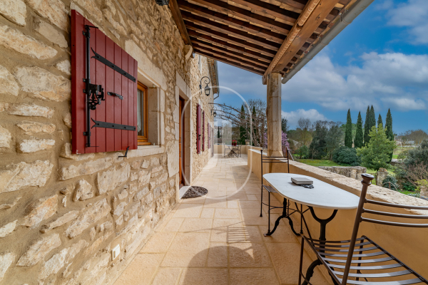 Maison de luxe à vendre à Barjac, 850 000 €, Photo 2