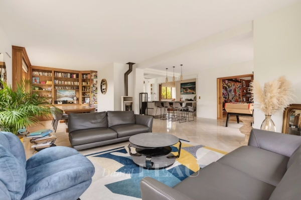 Maison de luxe à louer à Les Loges-en-Josas, 7 200 €, Photo 2