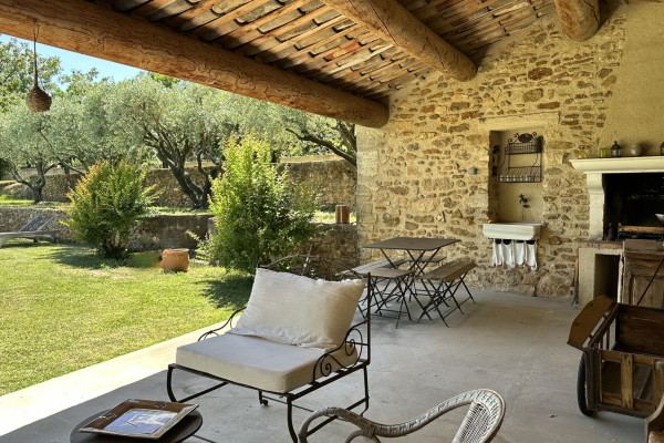 Maison de luxe à vendre à Uchaux, 697 000 €, Photo 3