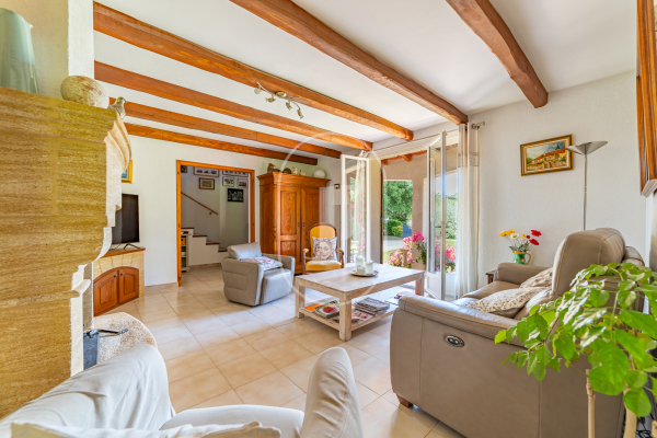 Luxury House for sale in Saint-Quentin-la-Poterie, 695 000 €, Photo 5