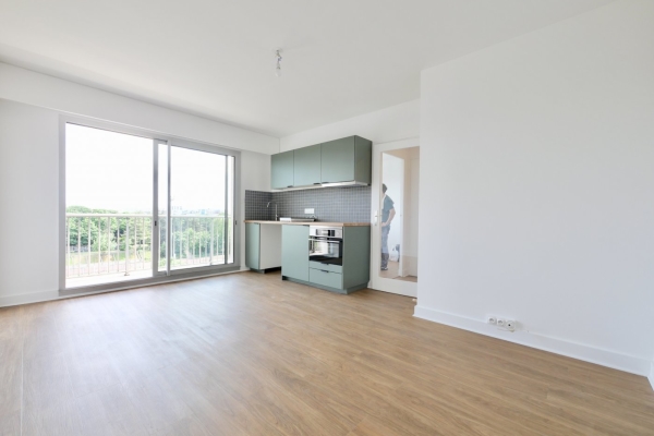 Appartement de luxe à louer à Paris 12Ème, 1 350 €, Photo 1