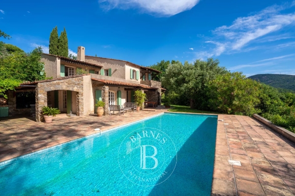 Maison de luxe à vendre à Grimaud, 1 760 000 €, Photo 1