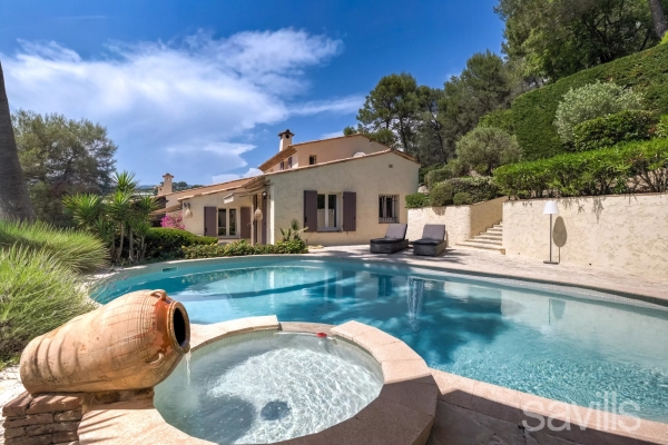 Luxury House for sale in Cagnes-sur-Mer, 1 260 000 €, Photo 2