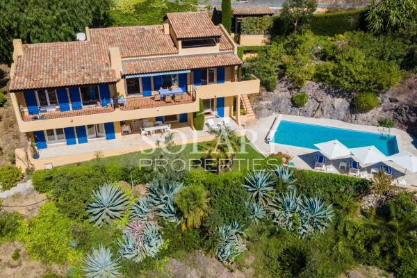 Maison de luxe à vendre à Théoule-sur-Mer, 1 950 000 €, Photo 2