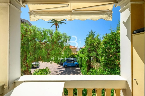 Luxury Apartment for sale in Beaulieu-sur-Mer, 659 000 €, Photo 3