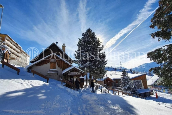 Maison de luxe à vendre à Huez, 2 075 000 €, Photo 1