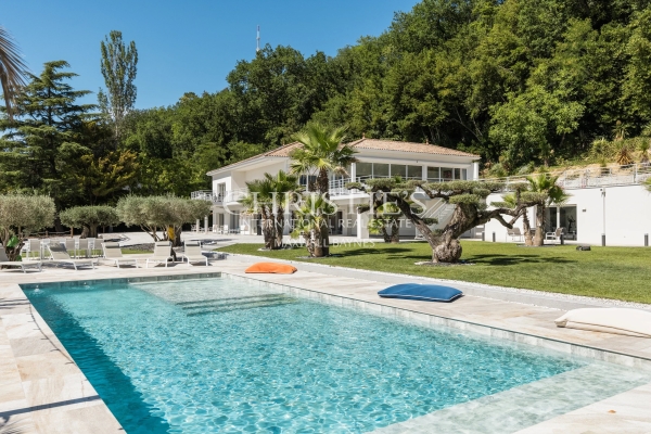 Luxury House for sale in Bouliac, 2 785 000 €, Photo 1