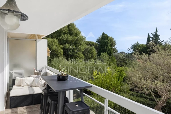 Appartement de luxe à vendre à Antibes, 615 000 €, Photo 2