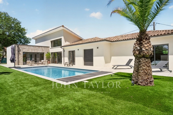 Maison de luxe à louer à Le Taillan-Médoc, 4 500 €, Photo 2