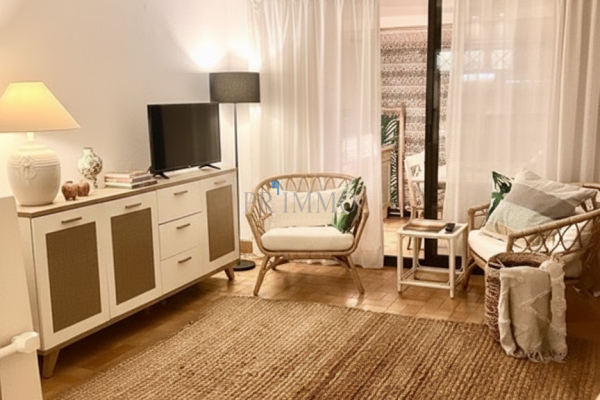 Appartement de luxe à vendre à Grimaud, 392 000 €, Photo 3