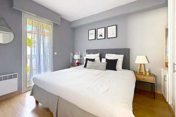 Luxury Apartment for sale in Antibes, 372 000 €, Photo 6