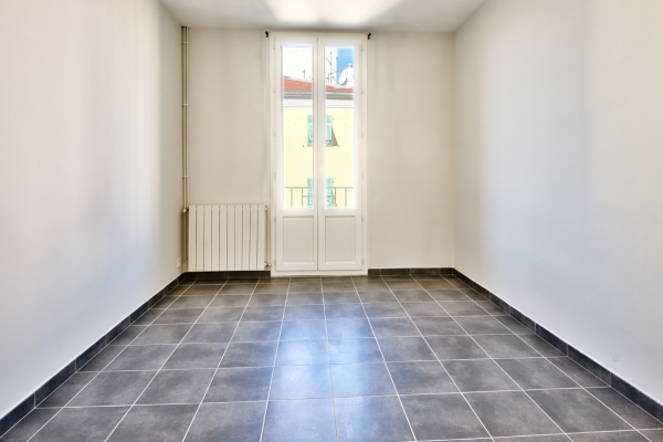 Luxury Apartment for sale in Nice, 250 000 €, Photo 7