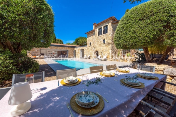 Luxury House for sale in Le Tignet, 1 390 000 €, Photo 1