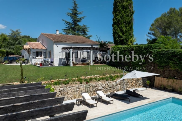Luxury House for sale in Grasse, 850 000 €, Photo 1