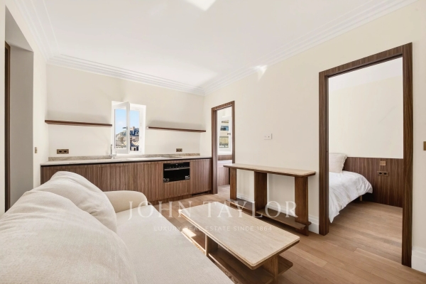 Luxury Apartment for sale in Paris 8Ème, 720 000 €, Photo 1