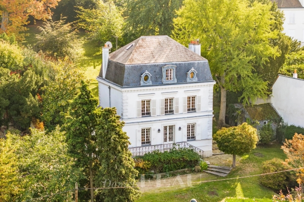 Maison de luxe à vendre à La Celle-Saint-Cloud, 1 495 000 €, Photo 1