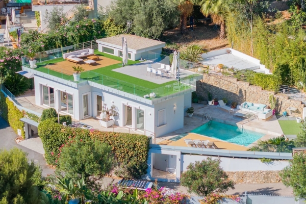 Luxury House for sale in Èze, 3 000 000 €, Photo 1