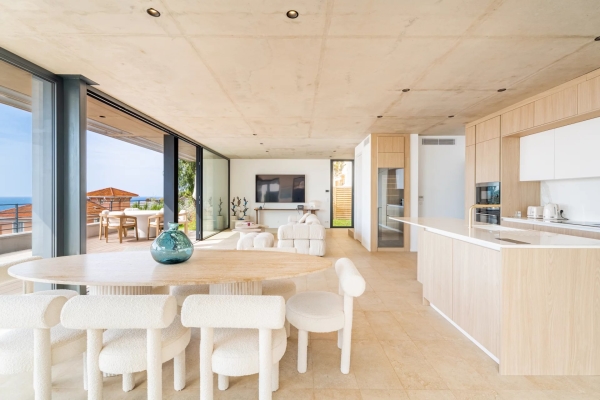 Maison de luxe à louer à Roquebrune-Cap-Martin, 18 000 €, Photo 1