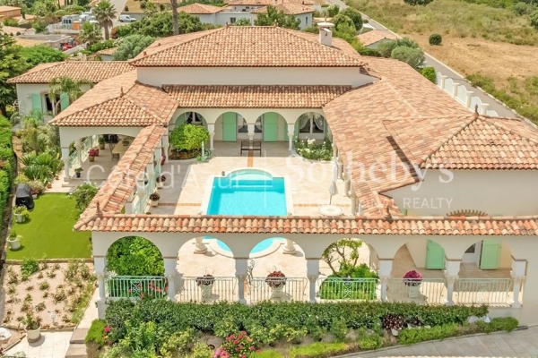 Maison de luxe à vendre à Saint-Aygulf, 2 590 000 €, Photo 2