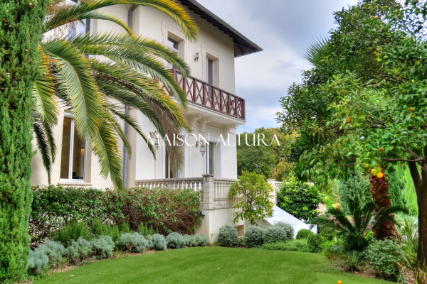 Luxury House for rental in Cannes, 25 000 €, Photo 1