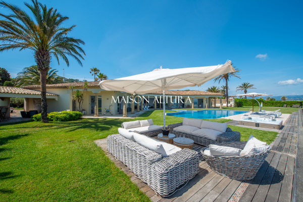Maison de luxe à louer à Gassin, 38 000 €, Photo 1