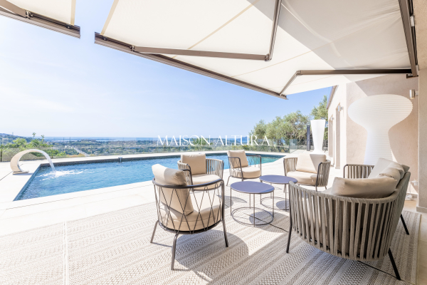 Maison de luxe à louer à Mougins, 23 000 €, Photo 1