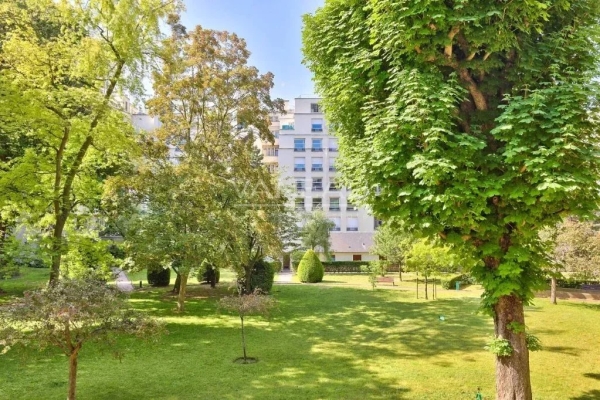 Appartement de luxe à vendre à Neuilly-sur-Seine, 600 000 €, Photo 2