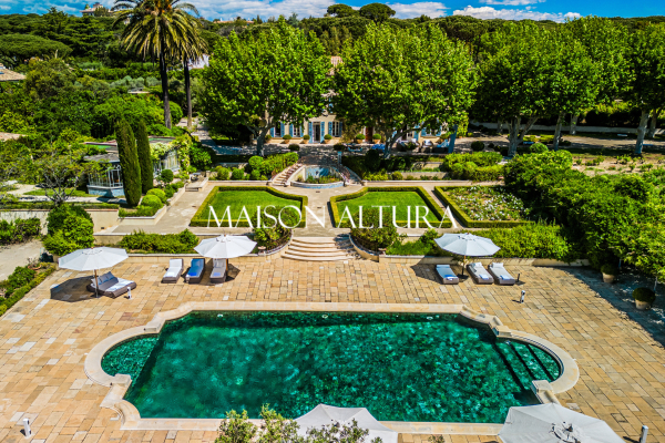 Maison de luxe à louer à Saint-Tropez, 60 000 €, Photo 1