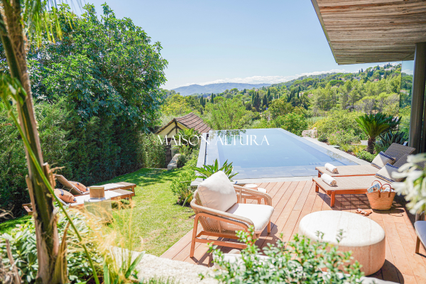 Maison de luxe à louer à Mougins, 14 000 €, Photo 1