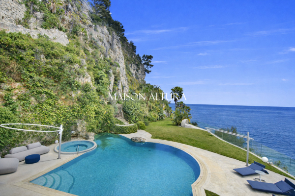 Maison de luxe à louer à Saint-Jean-Cap-Ferrat, 90 000 €, Photo 1