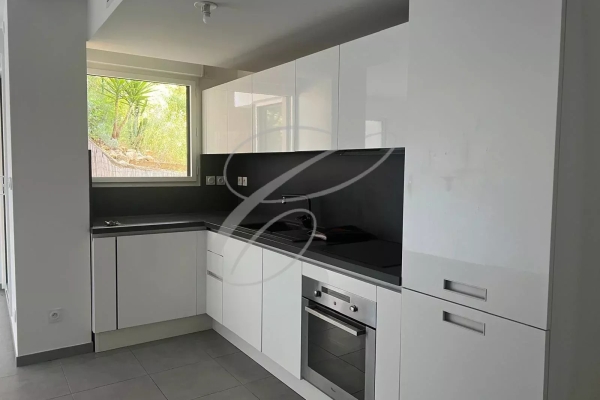 Luxury Apartment for sale in Roquebrune-Cap-Martin, 385 000 €, Photo 5