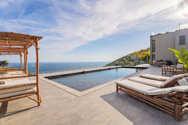 Maison de luxe à louer à Èze, 39 000 €, Photo 6