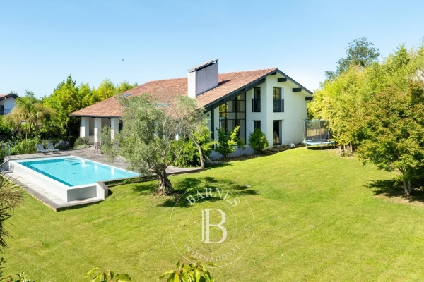 Maison de luxe à vendre à Arbonne, 1 390 000 €, Photo 1