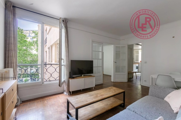 Appartement de luxe à vendre à Paris 10ème, 450 000 €, Photo 1